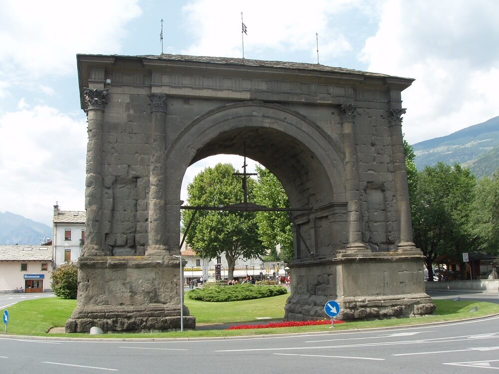 Arco di Augusto Aosta